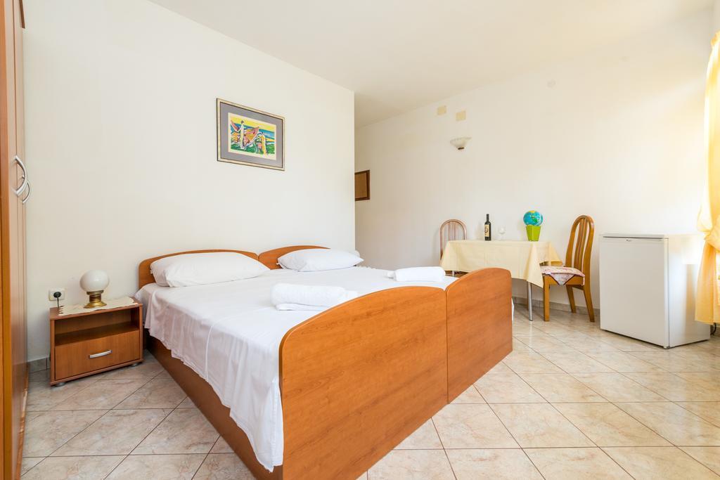 Ava Studio Apartment And Room Dubrovnik Exterior photo